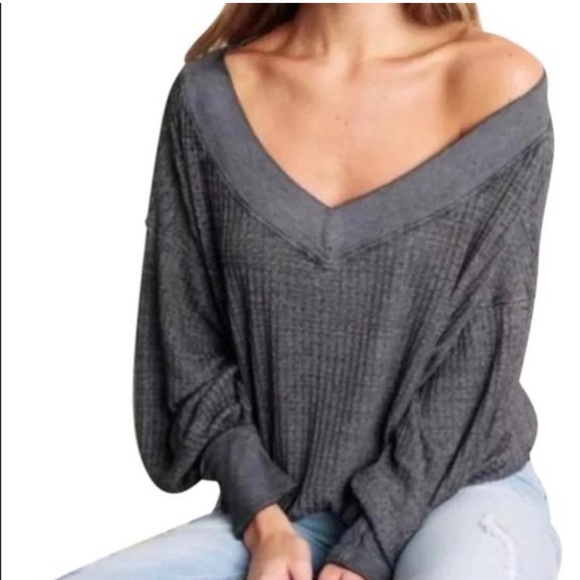Free people baggy grey off the shoulder top - Picture 1 of 7